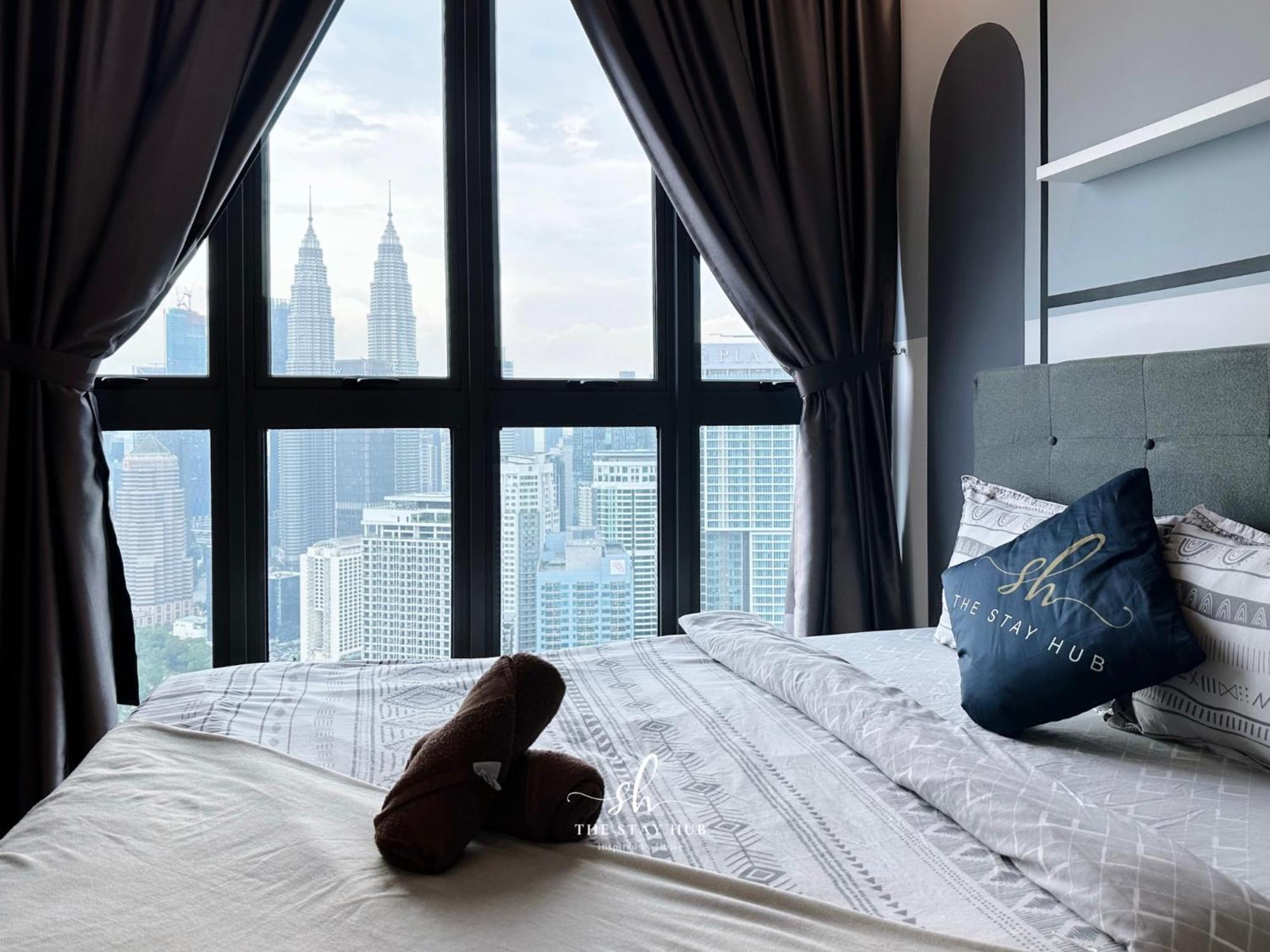 The Luxe Klcc View Sky Pool Apartment กัวลาลัมเปอร์ ภายนอก รูปภาพ
