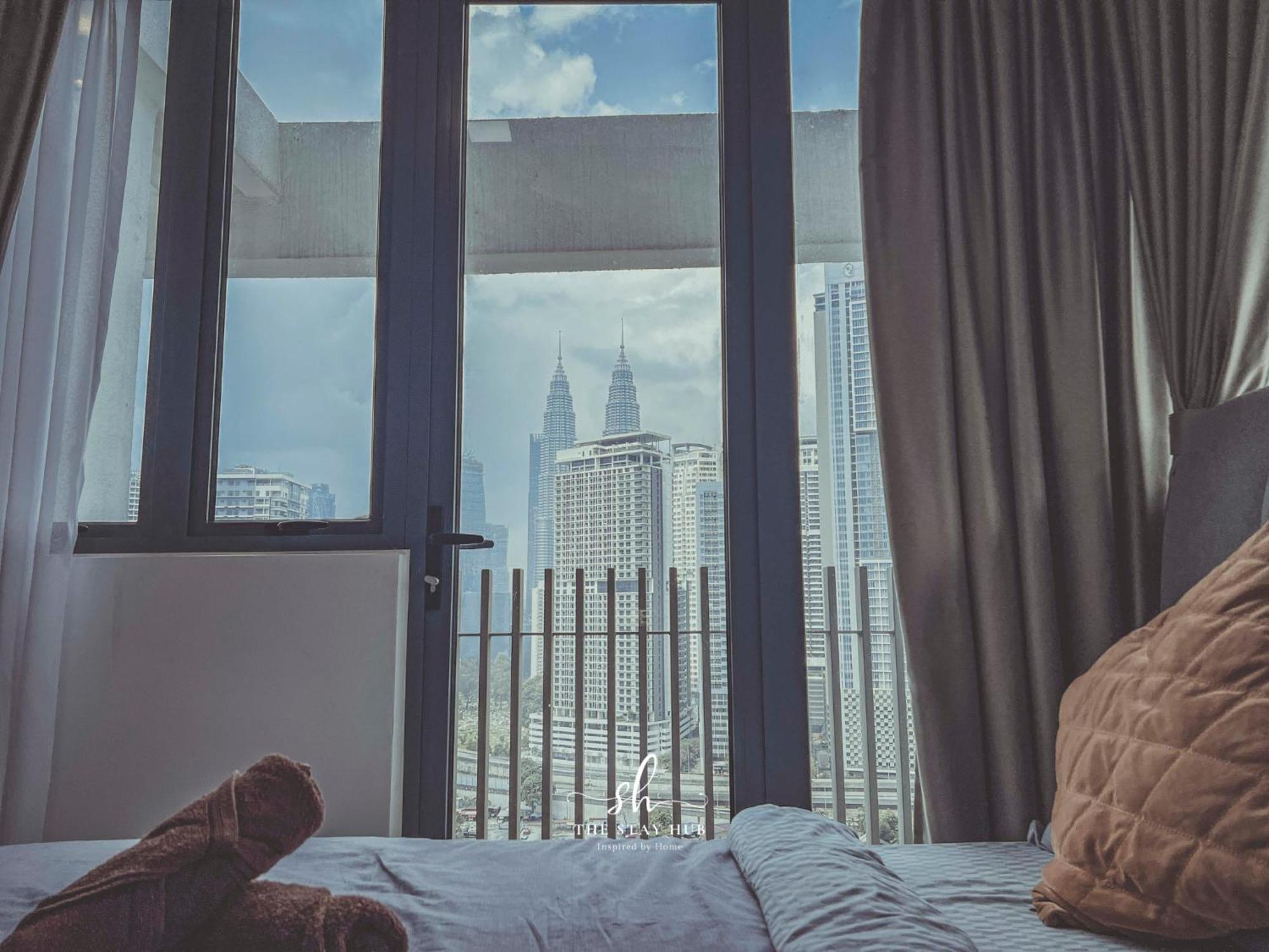The Luxe Klcc View Sky Pool Apartment กัวลาลัมเปอร์ ภายนอก รูปภาพ