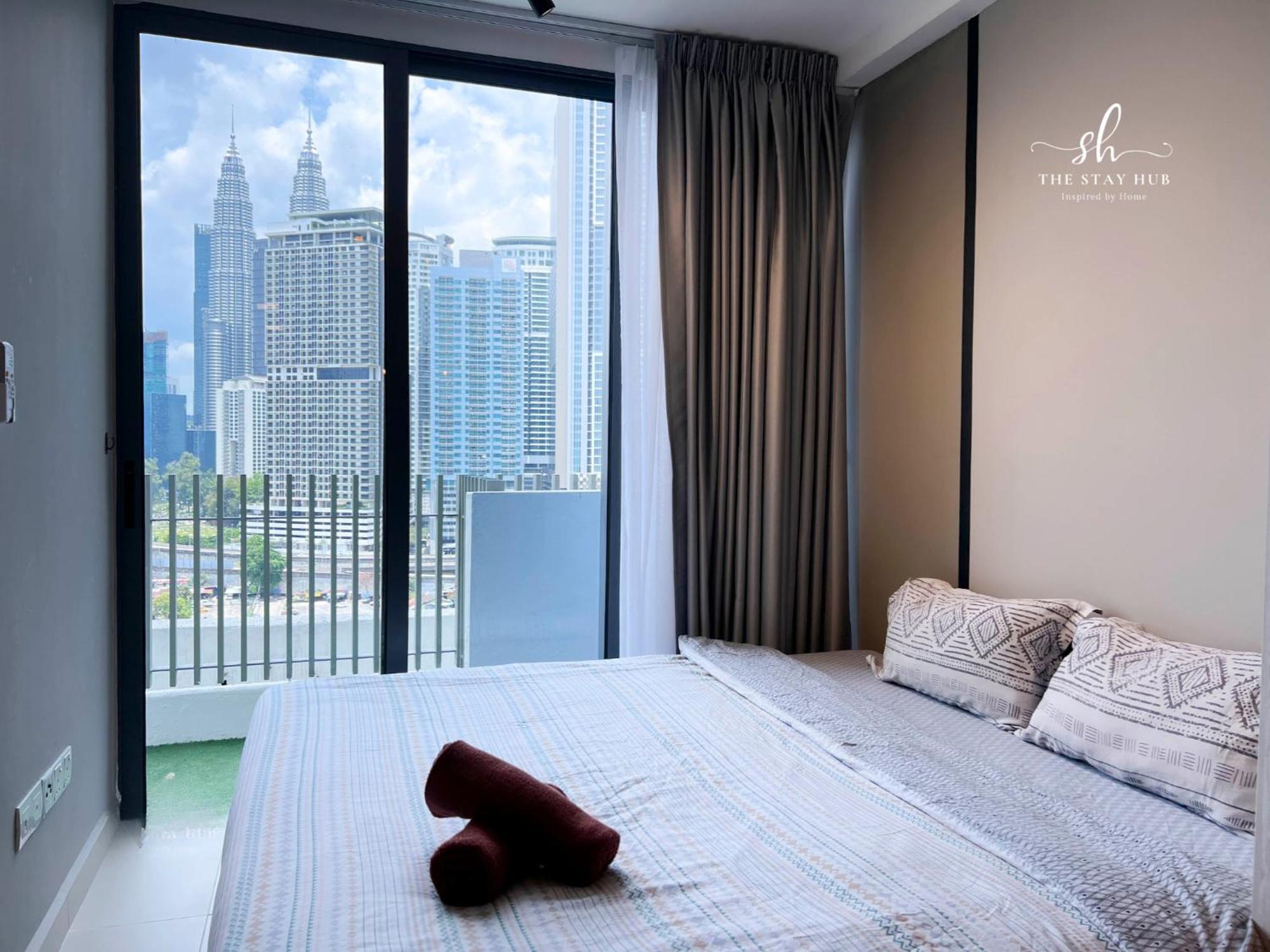 The Luxe Klcc View Sky Pool Apartment กัวลาลัมเปอร์ ภายนอก รูปภาพ